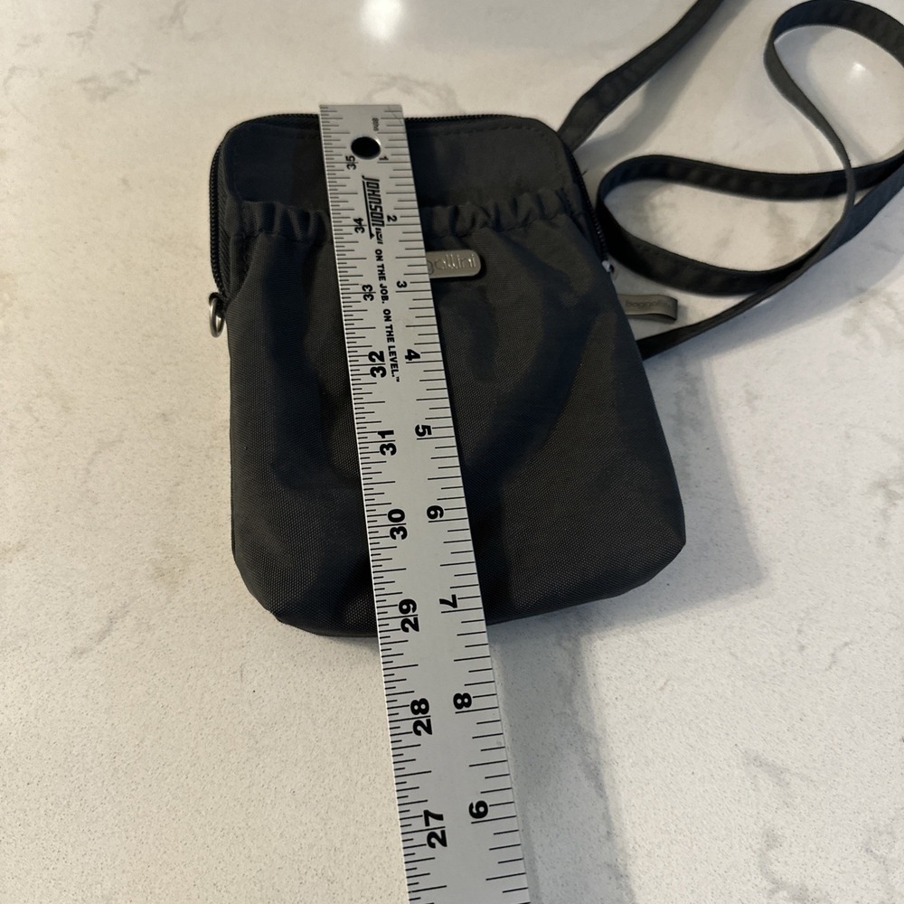 Baggallini RFID Bryant Crossbody Bag - Dark Gray Nylon Stylish RFID - Picture 3 of 8